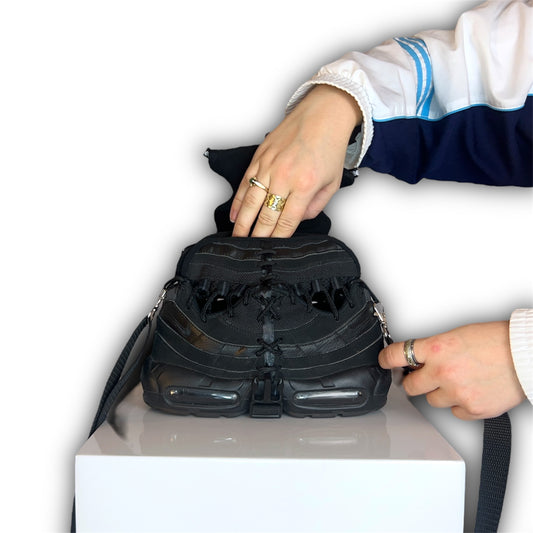 NIKE AIR MAX 95 SNEAKER BAG COBRA